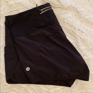 Lulu lemon speed up shorts